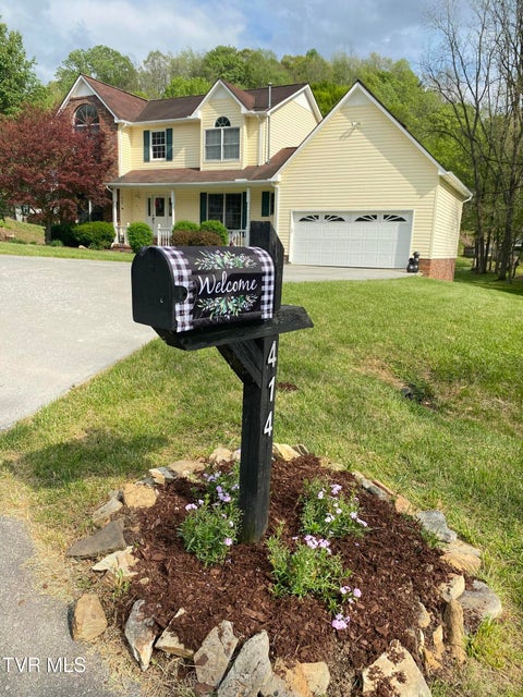 Photo #8: 414 Greenbrook Circle