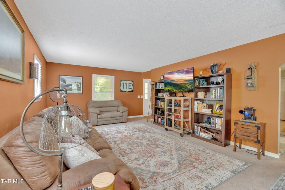 Photo #13: 3943 Bagwell Street