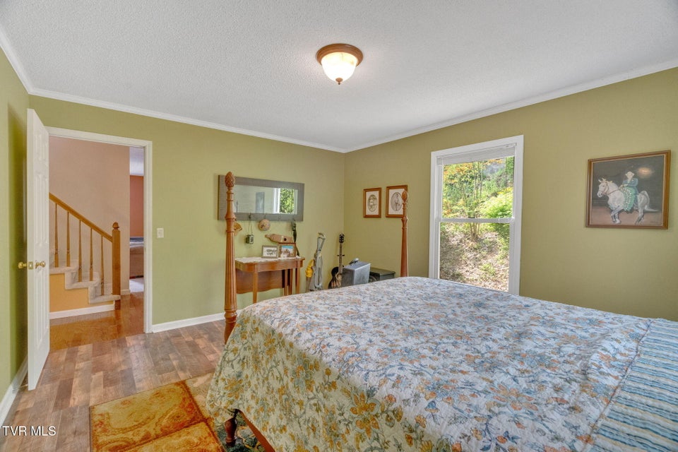 Photo #17: 3943 Bagwell Street