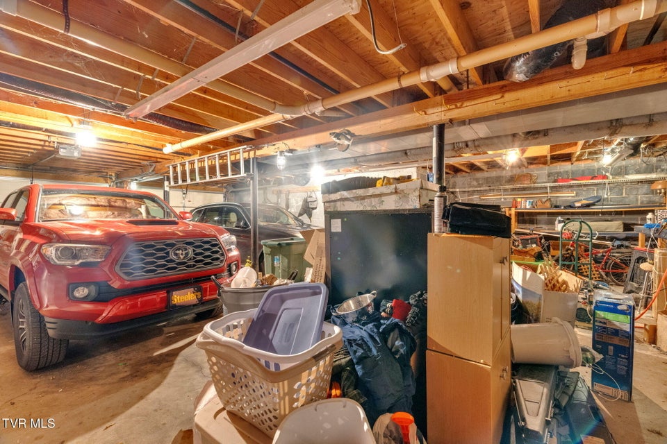 Photo #25: 3943 Bagwell Street