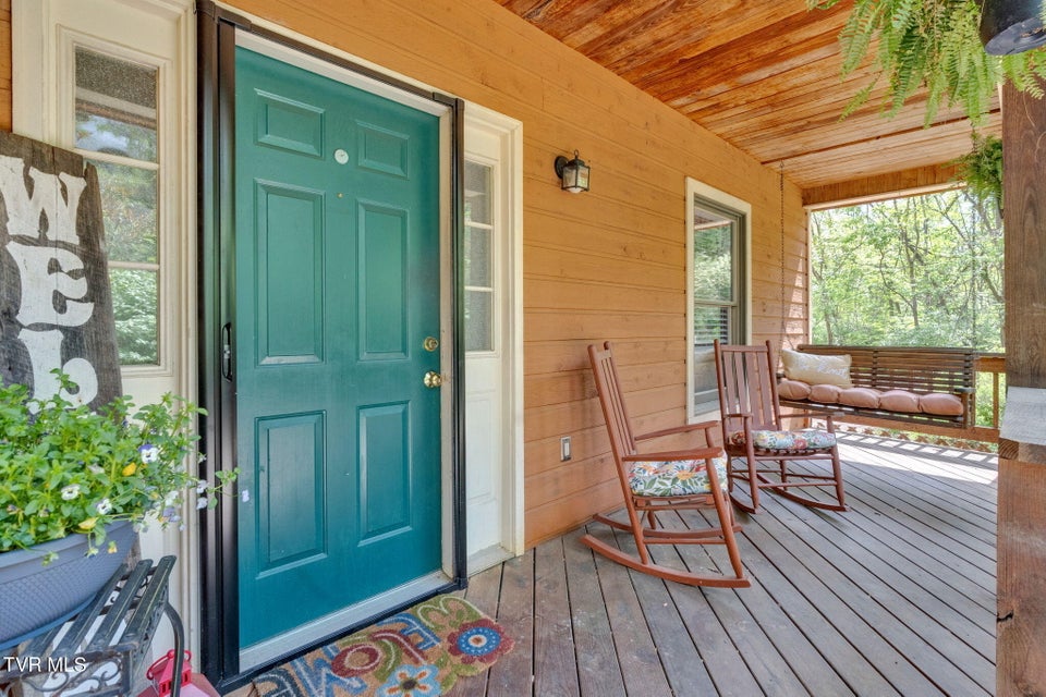 Photo #3: 3943 Bagwell Street
