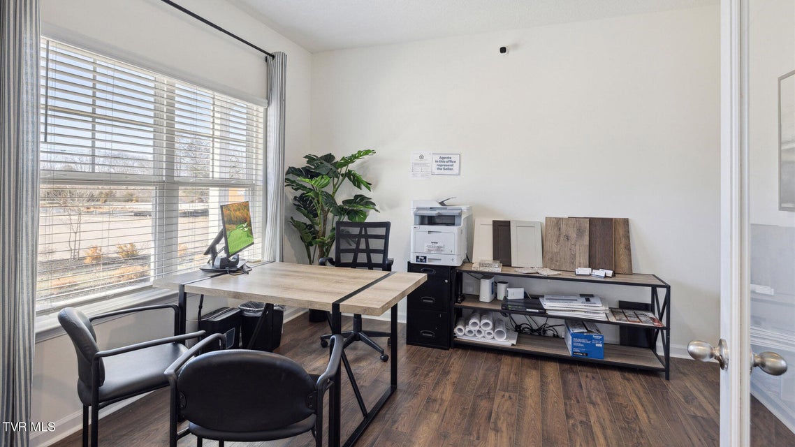 Photo #2: 809 Pinhoti Street