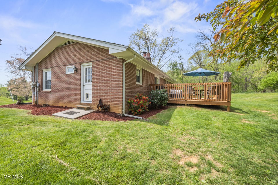 Photo #37: 7357 White Pine Circle