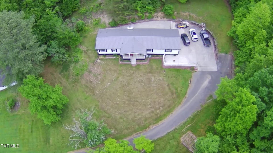 Photo #11: 3500 Glen Echo Drive