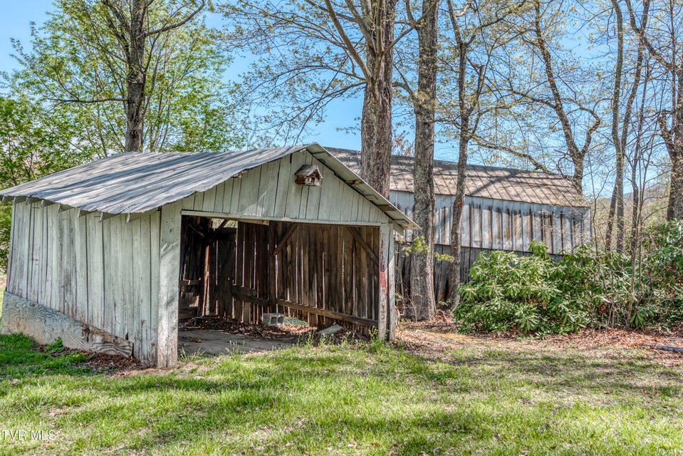Photo #8: 324 Mill Creek Rd Road