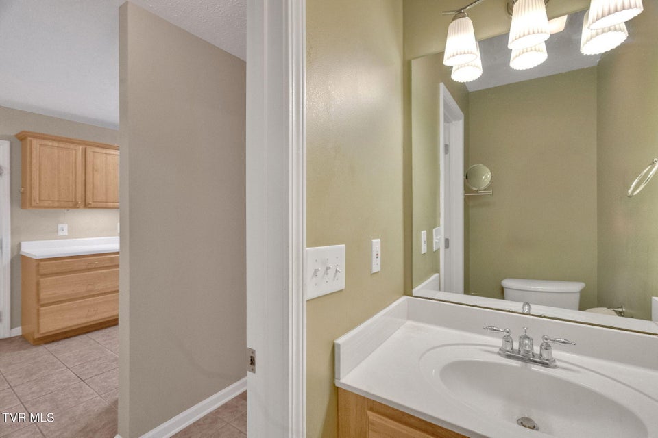 Photo #12: 511 Pilgrim Court