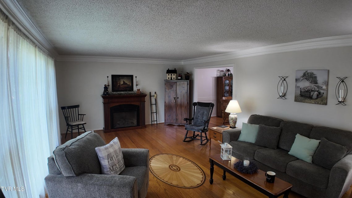 Photo #63: 4 Willmar Circle
