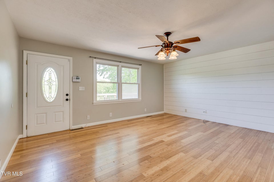 Photo #6: 112 Fairwood Street