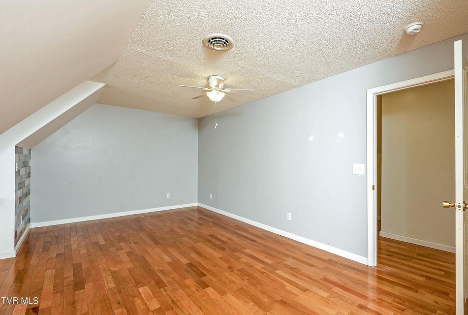 Photo #19: 12144 Harvard Lane Lane