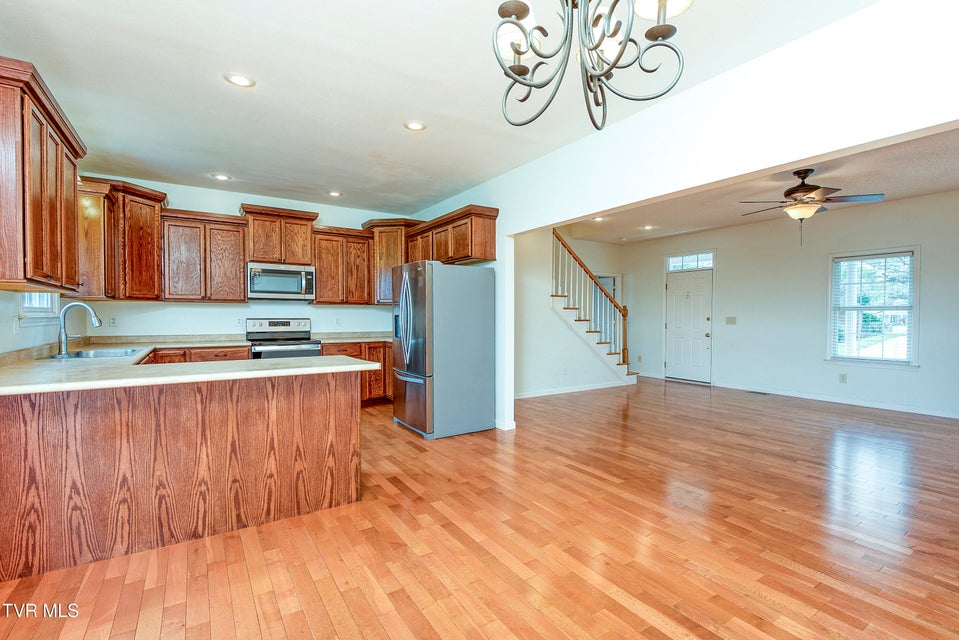 Photo #6: 12144 Harvard Lane Lane
