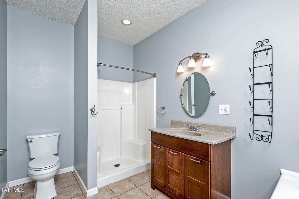 Photo #13: 12144 Harvard Lane Lane
