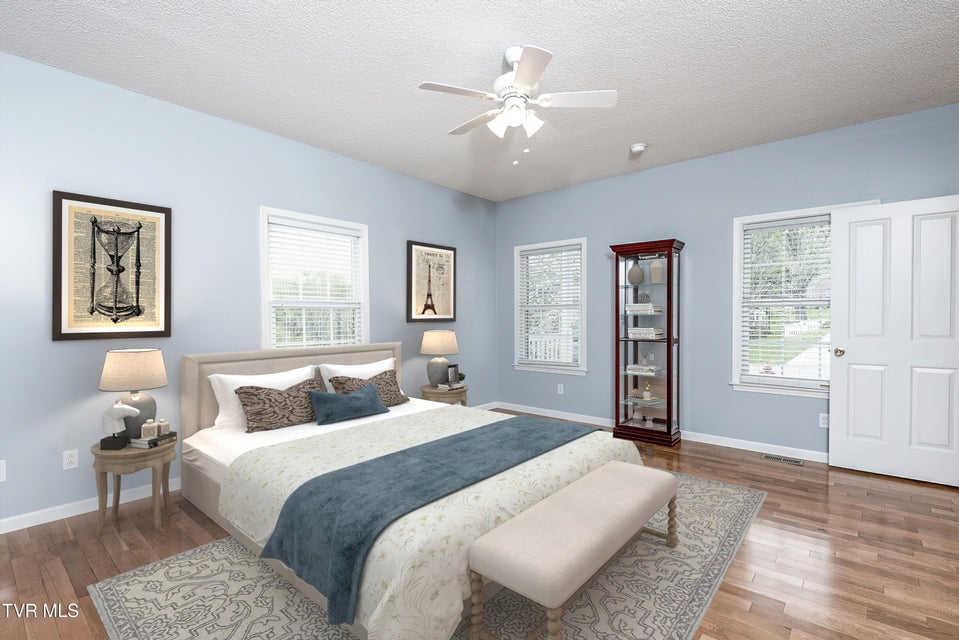 Photo #9: 12144 Harvard Lane Lane