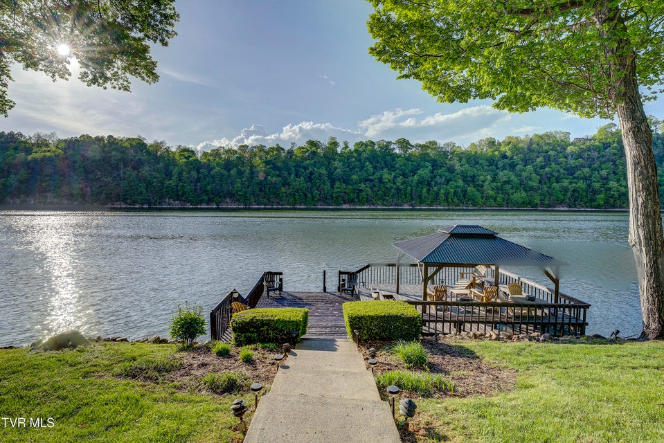 Photo #12: 768 Lake Point Drive