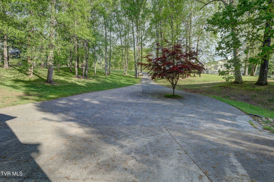 Photo #6: 768 Lake Point Drive