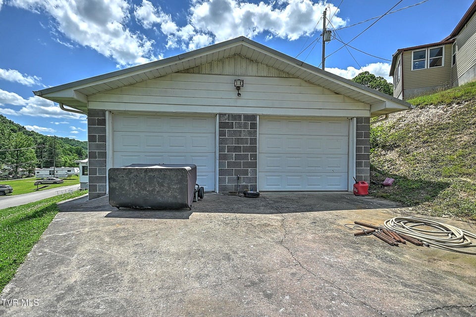 Photo #8: 289 Hilton Road