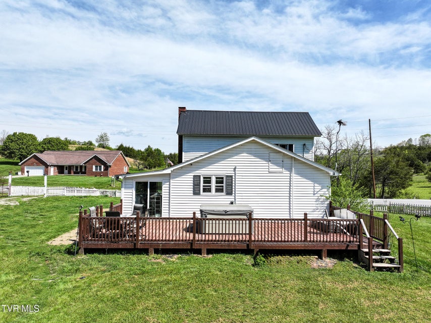 Photo #43: 915 Ottway Rd