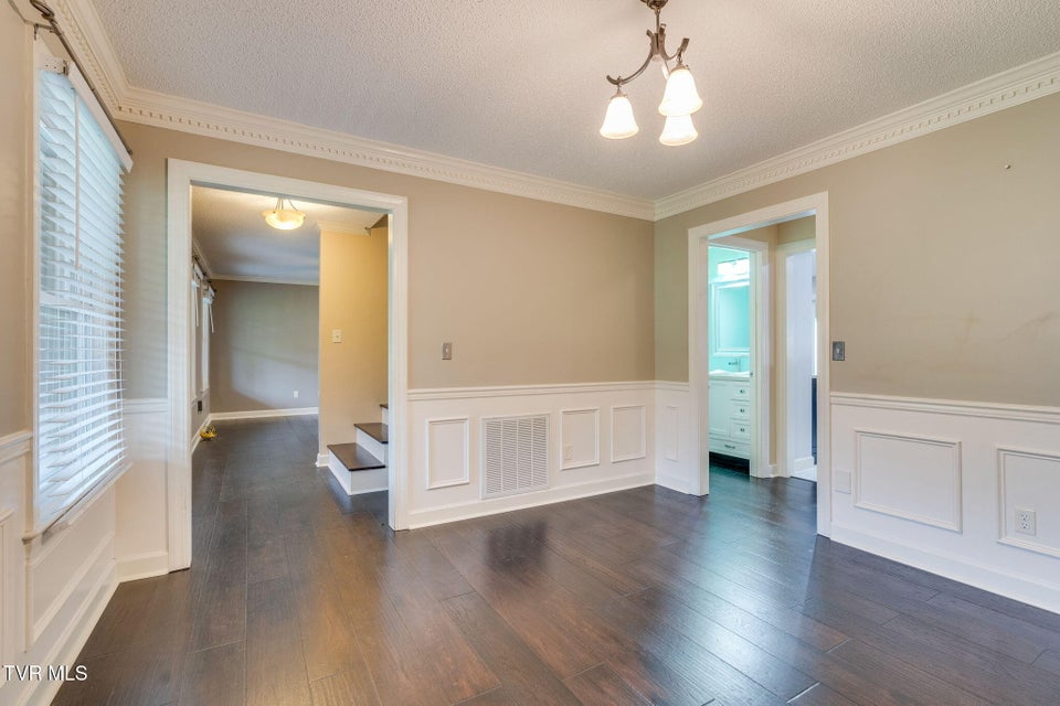 Photo #8: 604 Live Oak Court