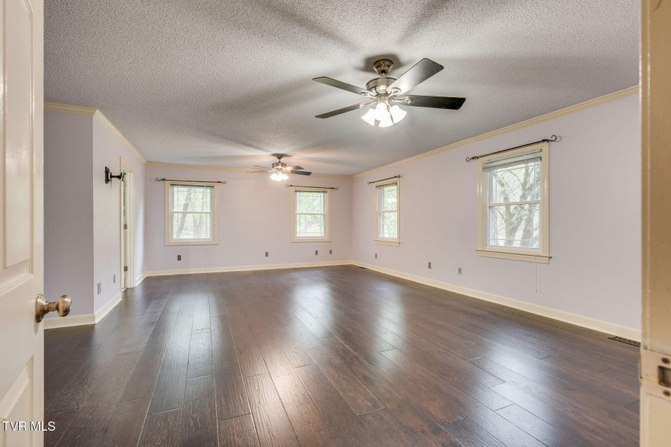Photo #18: 604 Live Oak Court