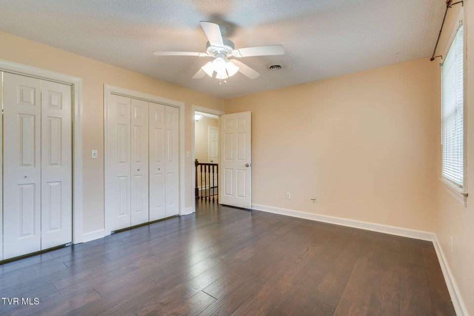 Photo #34: 604 Live Oak Court