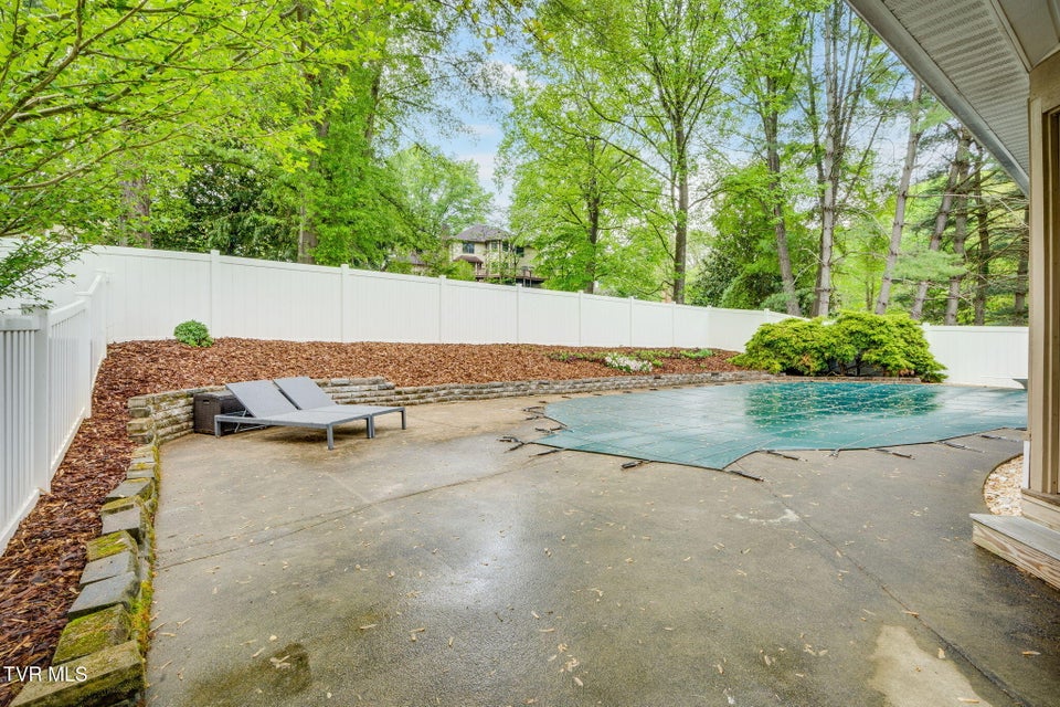 Photo #44: 604 Live Oak Court