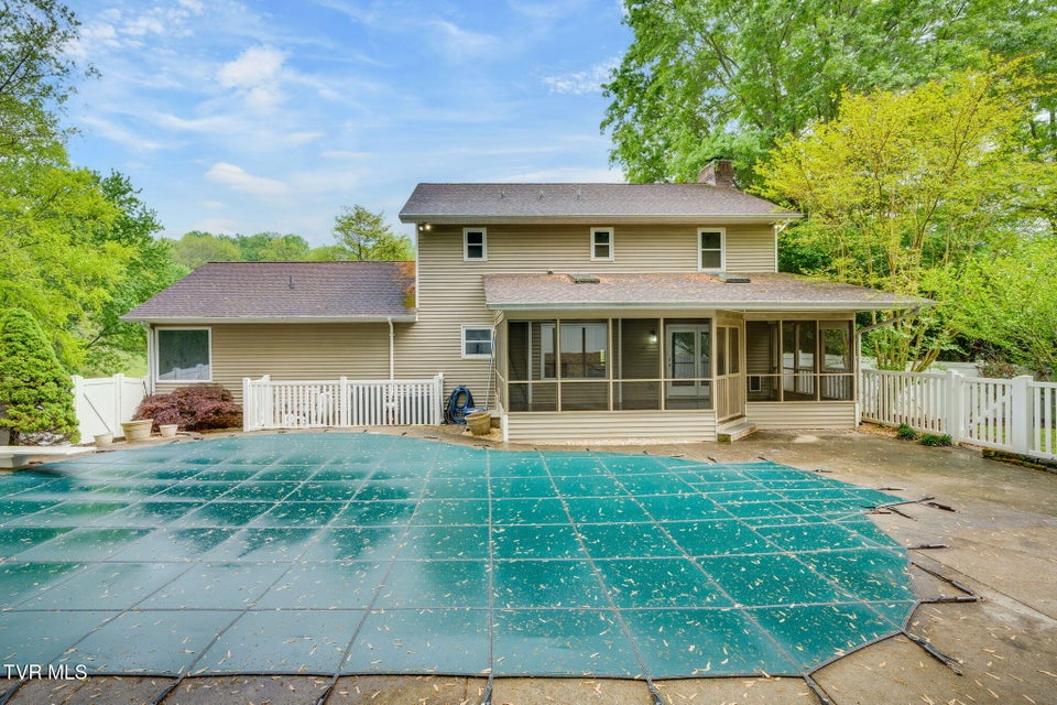 Photo #46: 604 Live Oak Court