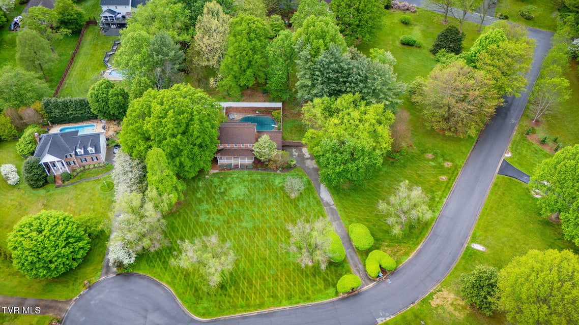 Photo #51: 604 Live Oak Court