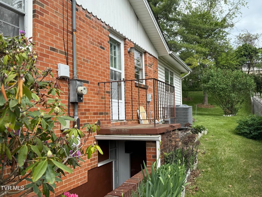 Photo #7: 320 Greenway Drive