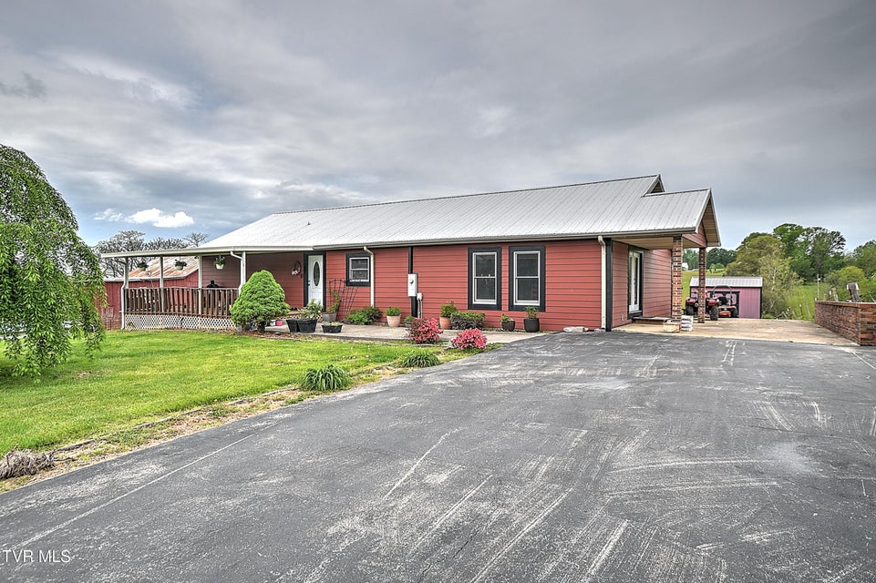 Photo #3: 127 Gillette Road