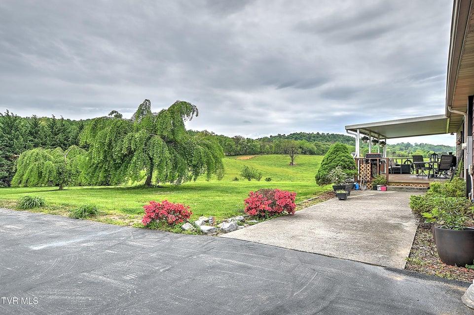 Photo #4: 127 Gillette Road
