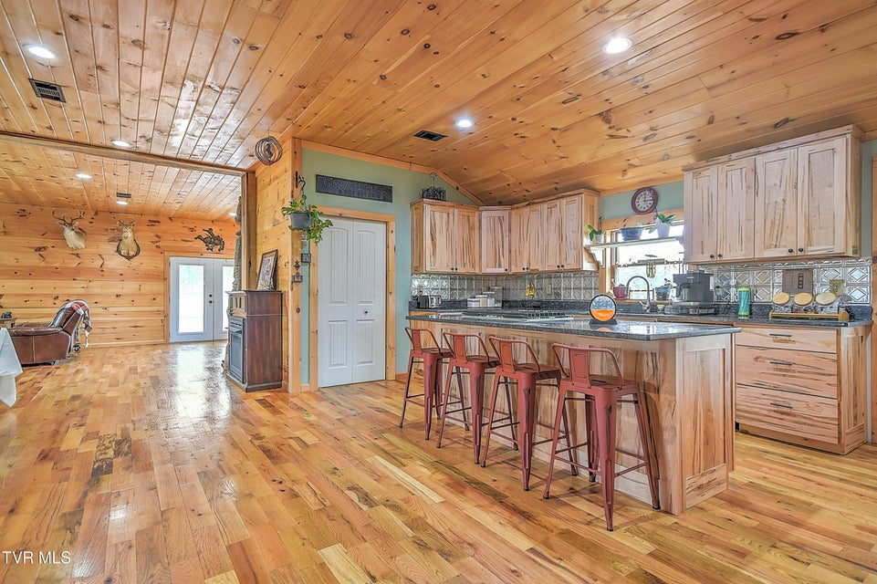 Photo #17: 127 Gillette Road