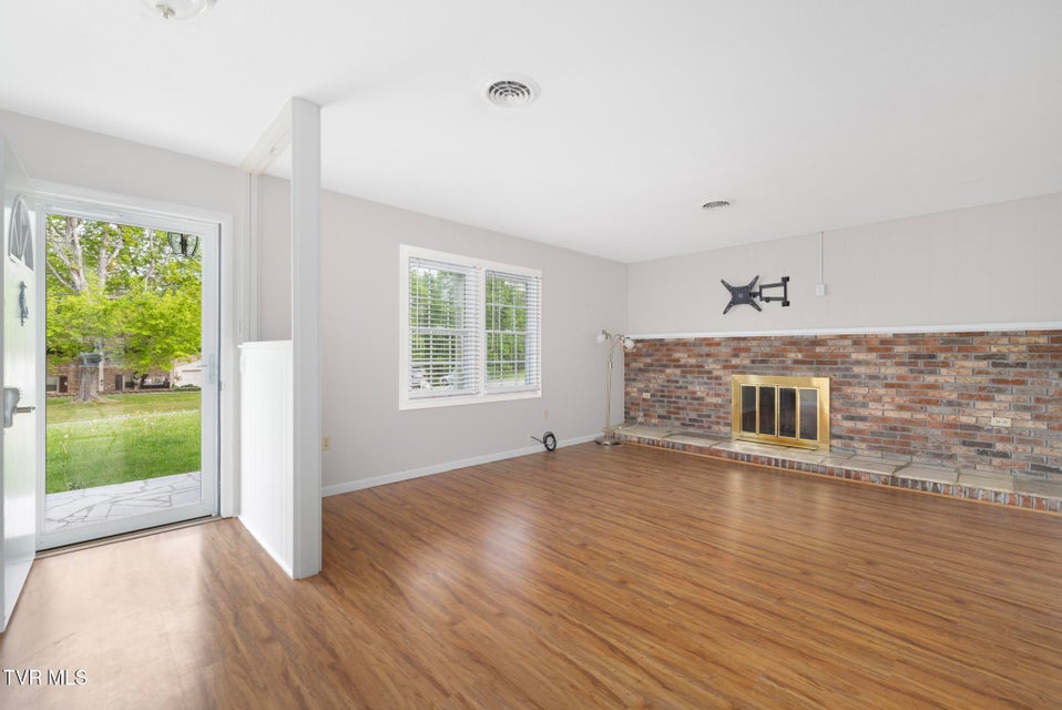 Photo #10: 300 Wimberly Way