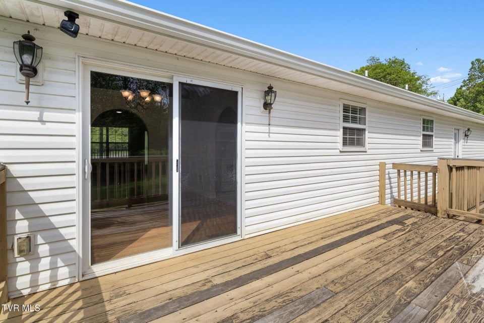 Photo #32: 3820 Poplar Lane