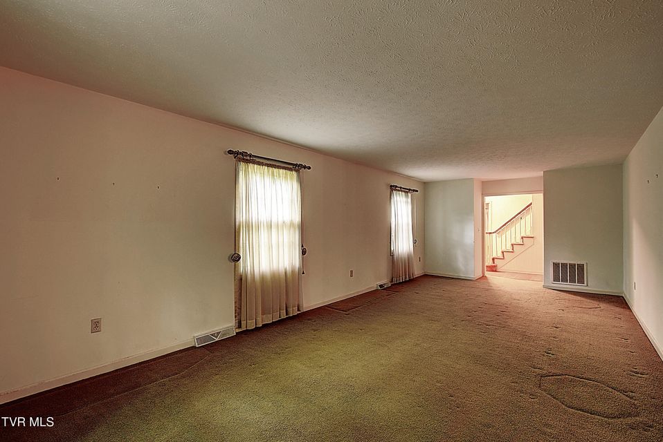 Photo #11: 732 Woodgreen Lane