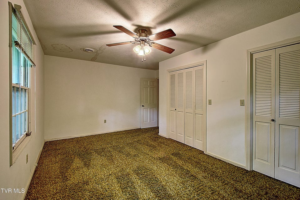 Photo #32: 732 Woodgreen Lane