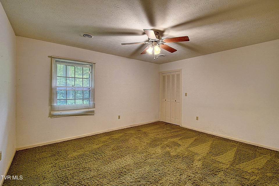 Photo #33: 732 Woodgreen Lane