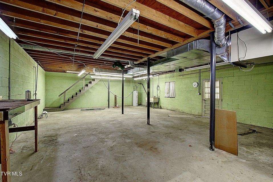 Photo #39: 732 Woodgreen Lane