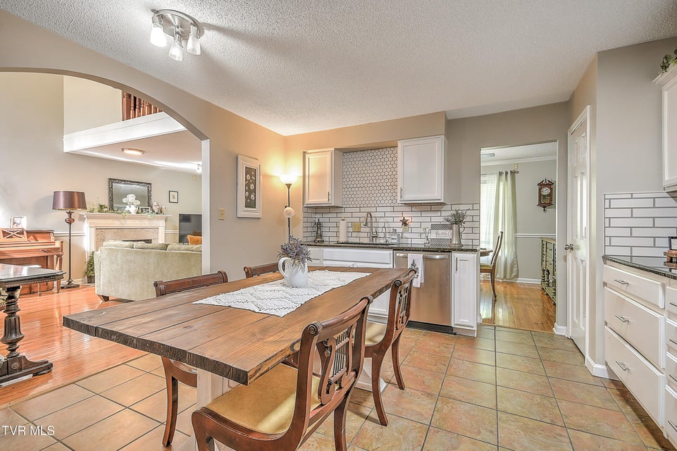 Photo #22: 111 Timberbrook Drive
