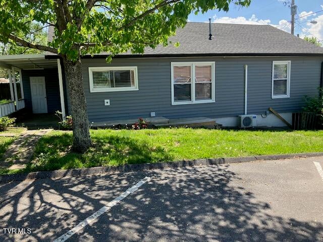 Photo #26: 1653 E Street