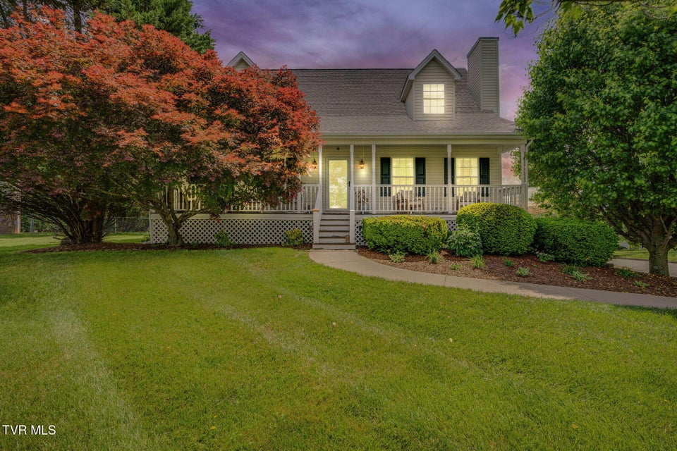 Photo #3: 111 Bermuda Drive