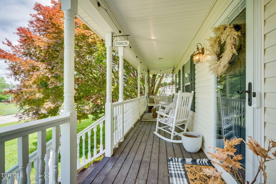 Photo #5: 111 Bermuda Drive