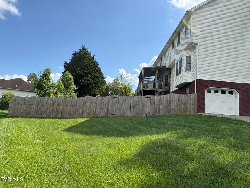 Photo #21: 142 Oakwell Lane