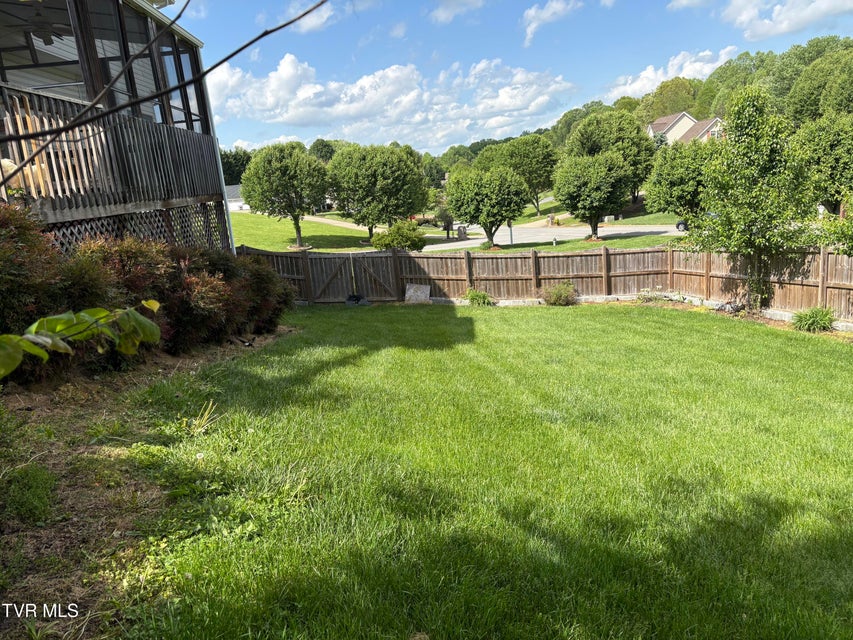 Photo #33: 142 Oakwell Lane