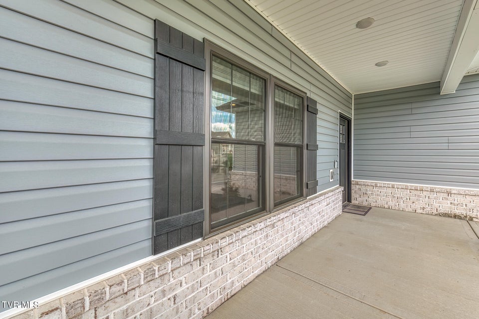 Photo #3: 1447 Lemongrass Drive