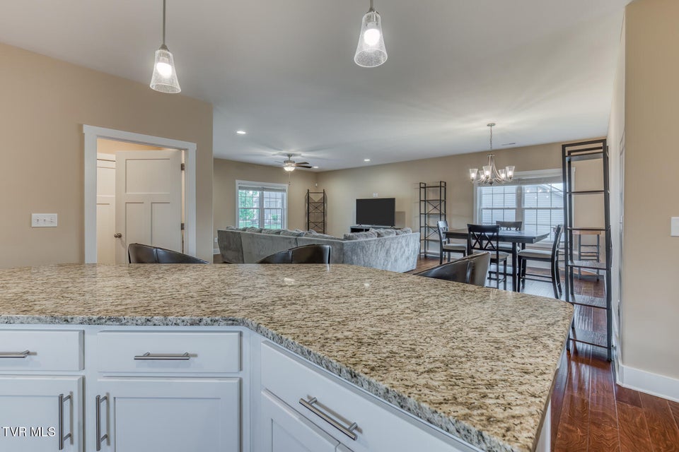Photo #13: 1447 Lemongrass Drive