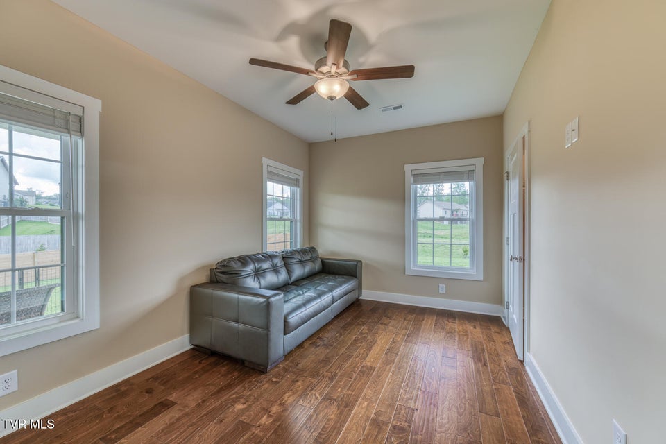 Photo #15: 1447 Lemongrass Drive