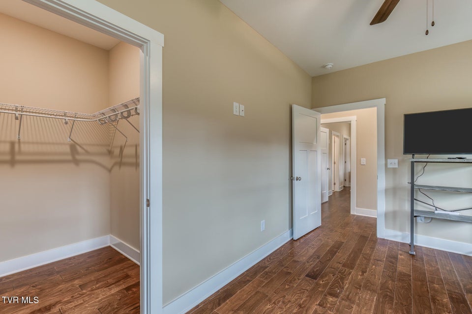 Photo #17: 1447 Lemongrass Drive