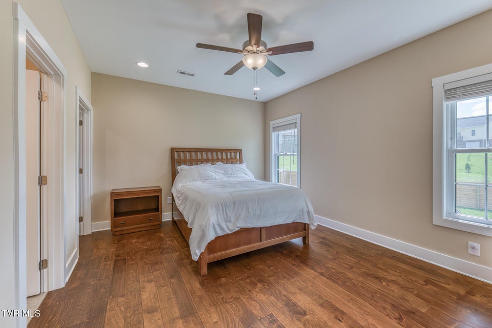 Photo #18: 1447 Lemongrass Drive