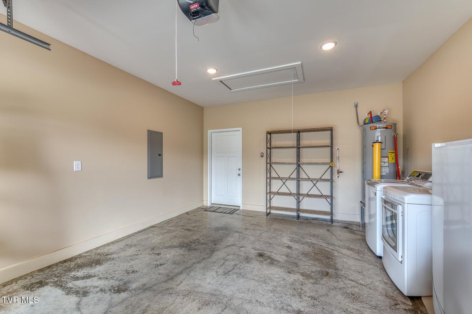 Photo #24: 1447 Lemongrass Drive