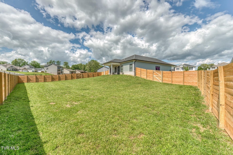 Photo #34: 1447 Lemongrass Drive