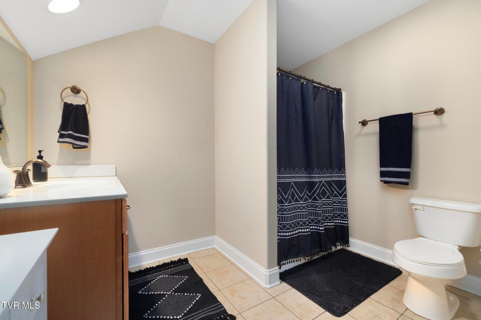 Photo #34: 288 Max Jett Road
